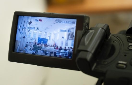 Podgląd nagrania obrad Rady dzielnicy z kamery